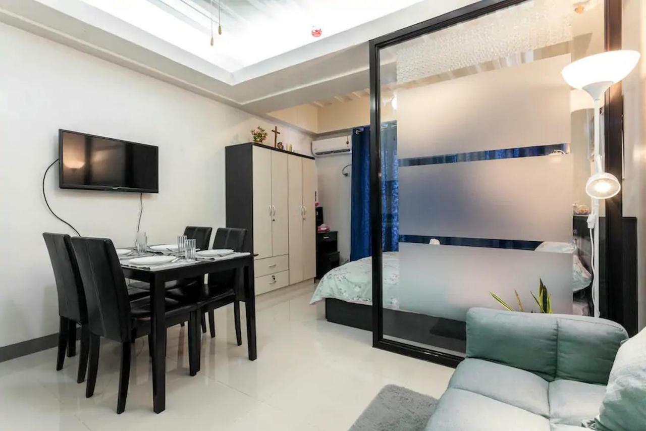 Jen'S Paranaque City Apartment Manila Exteriör bild